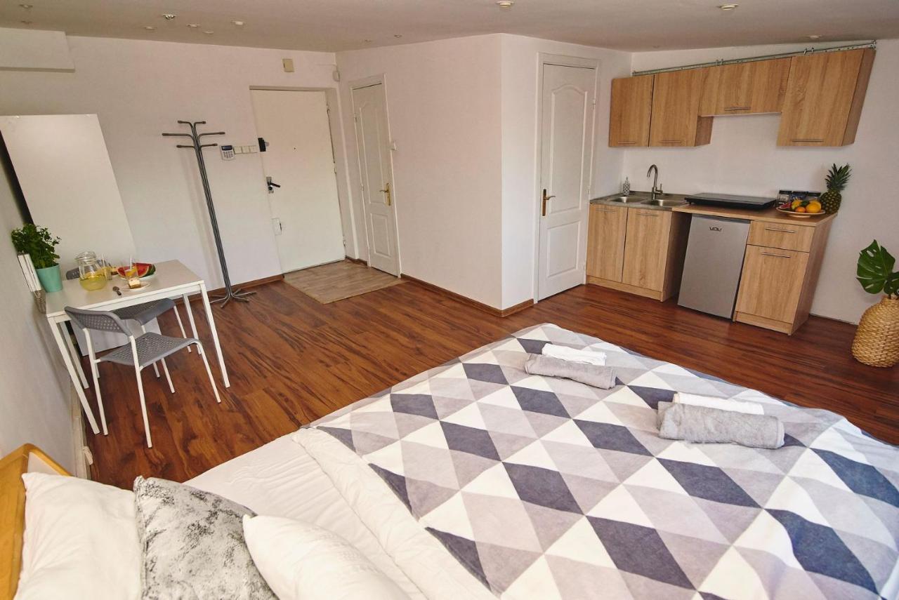 Regem Apartments Warynskiego Varsovie Extérieur photo