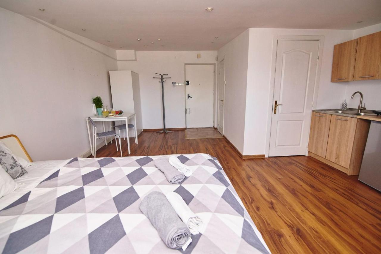 Regem Apartments Warynskiego Varsovie Extérieur photo